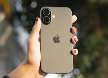 iPhone 17 Review