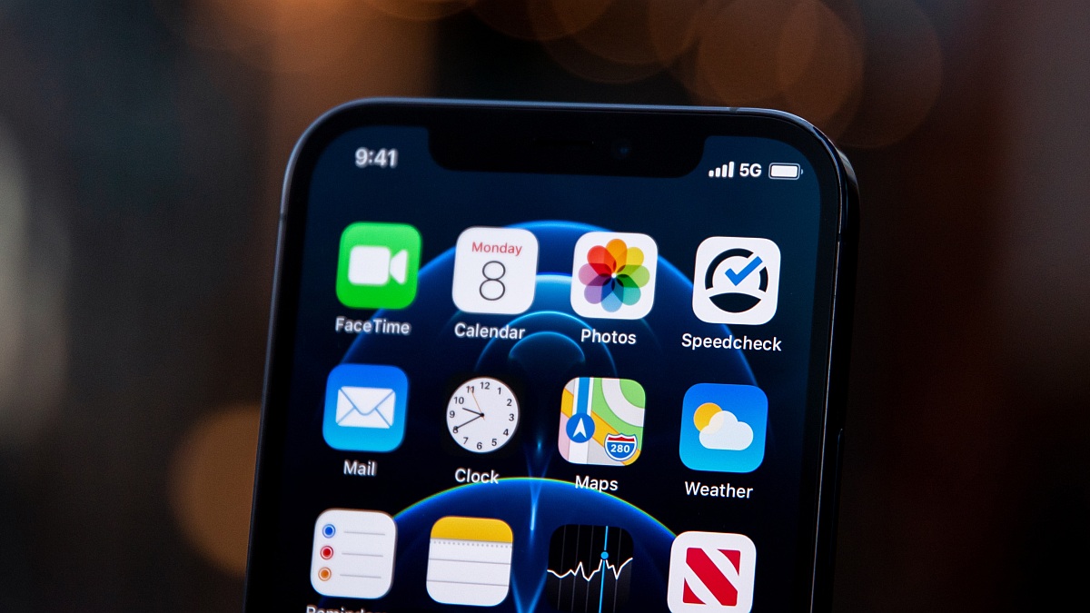 Apple Ramps Up 6G Technology Development Amid Challenges With In-House 5G Modem: Gurman