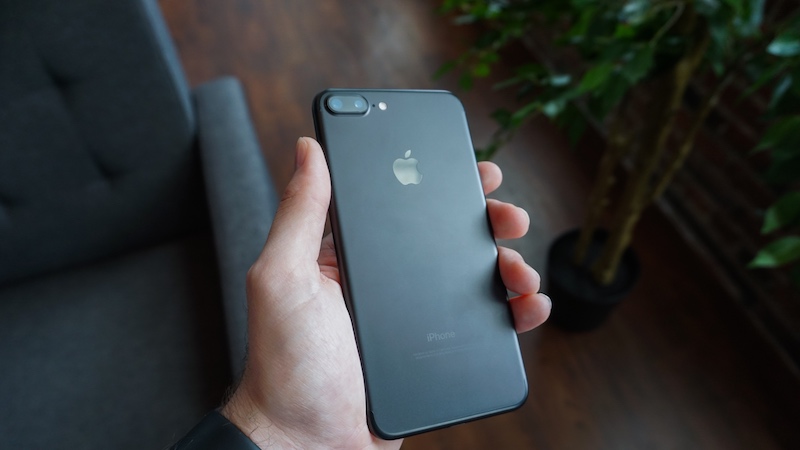 Is Now the Best Time to Switch to iPhone in India?