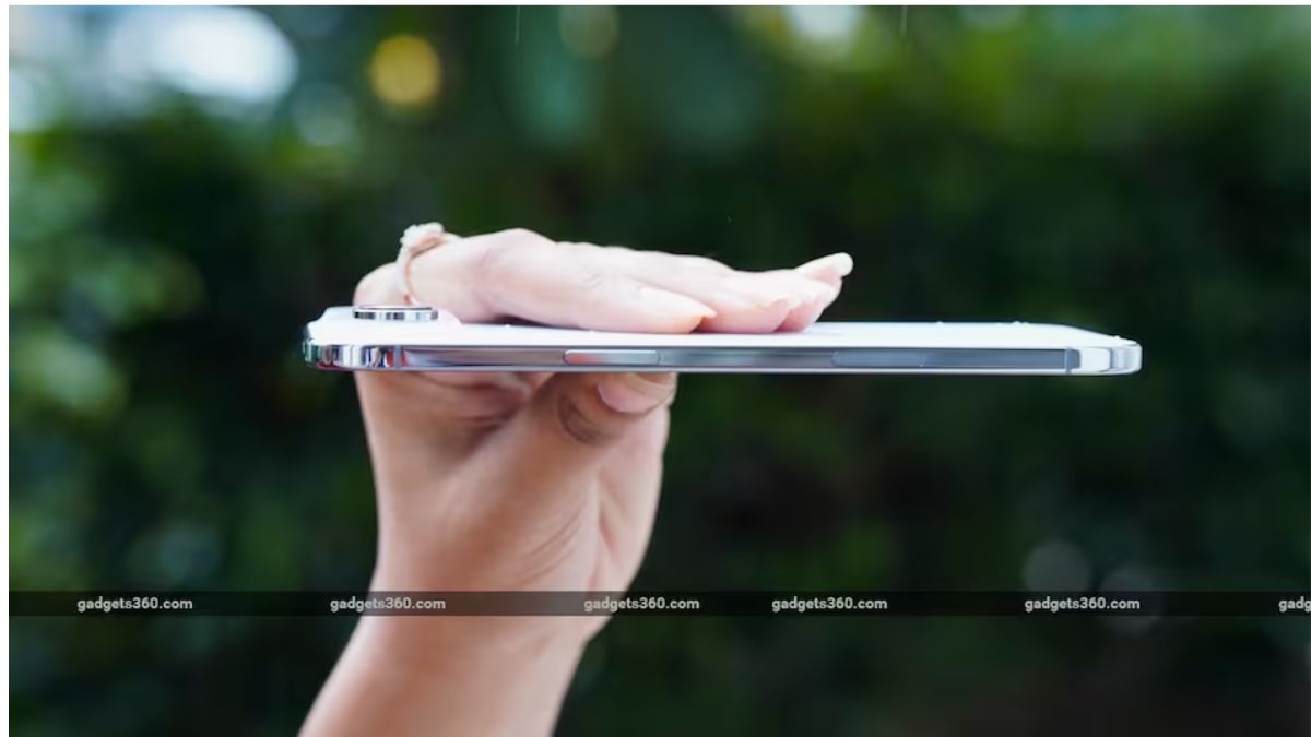 iPhone Air-க்கு Reliance Digital-ல் ₹13,000 தள்ளுபடி: புதிய விலை ₹1,09,990