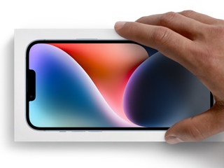 Apple Led Smartphone Shipments in Q4 2022, Samsung Top Earner in 2022: Canalys