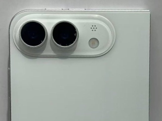 Apple's Foldable iPhone Seen in New Images of Dummy Units That Reveal Design
