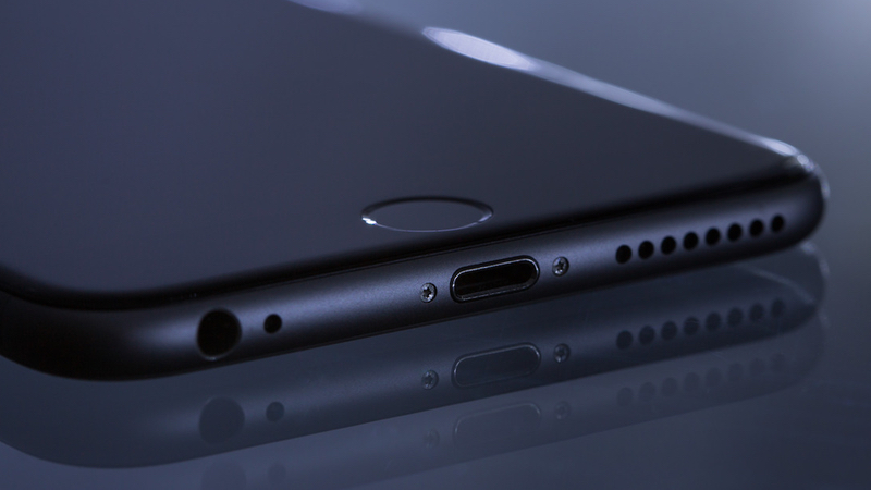 Five Useful Smartphone Features That Time Forgot