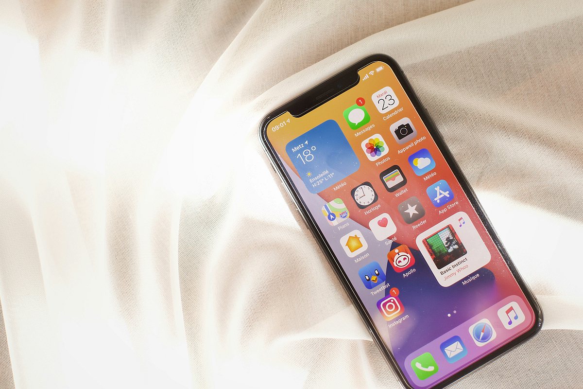iOS 18 Tipped to Introduce AI Features Including Safari Browsing Assistant, Encrypted Visual Search