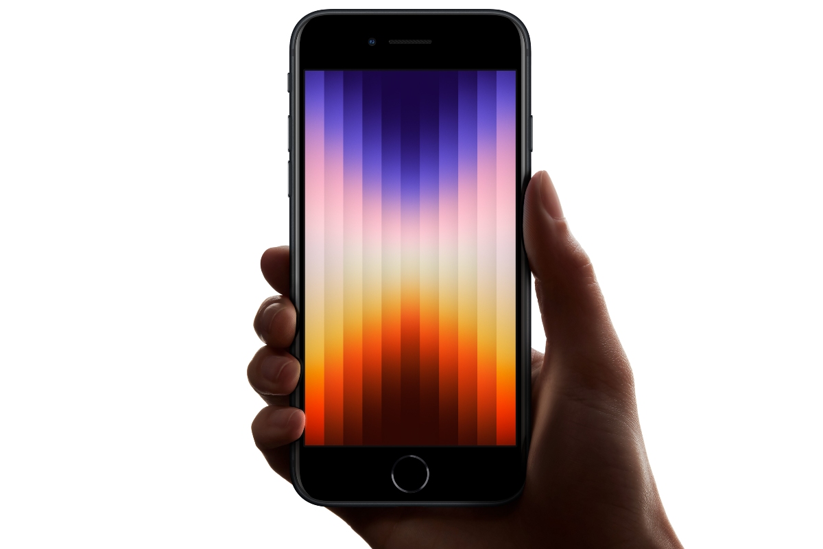 Apple Said to Be Considering New iPhone Memory Chip Suppliers, Including in China