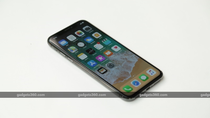 2019 iPhone to Debut With Triple-Lens Camera Setup; 2018 LCD iPhone to Feature LG's MLCD+ Display: Reports