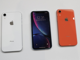Compare Apple Iphone Xr Vs Apple Iphone X Price Specs Ratings