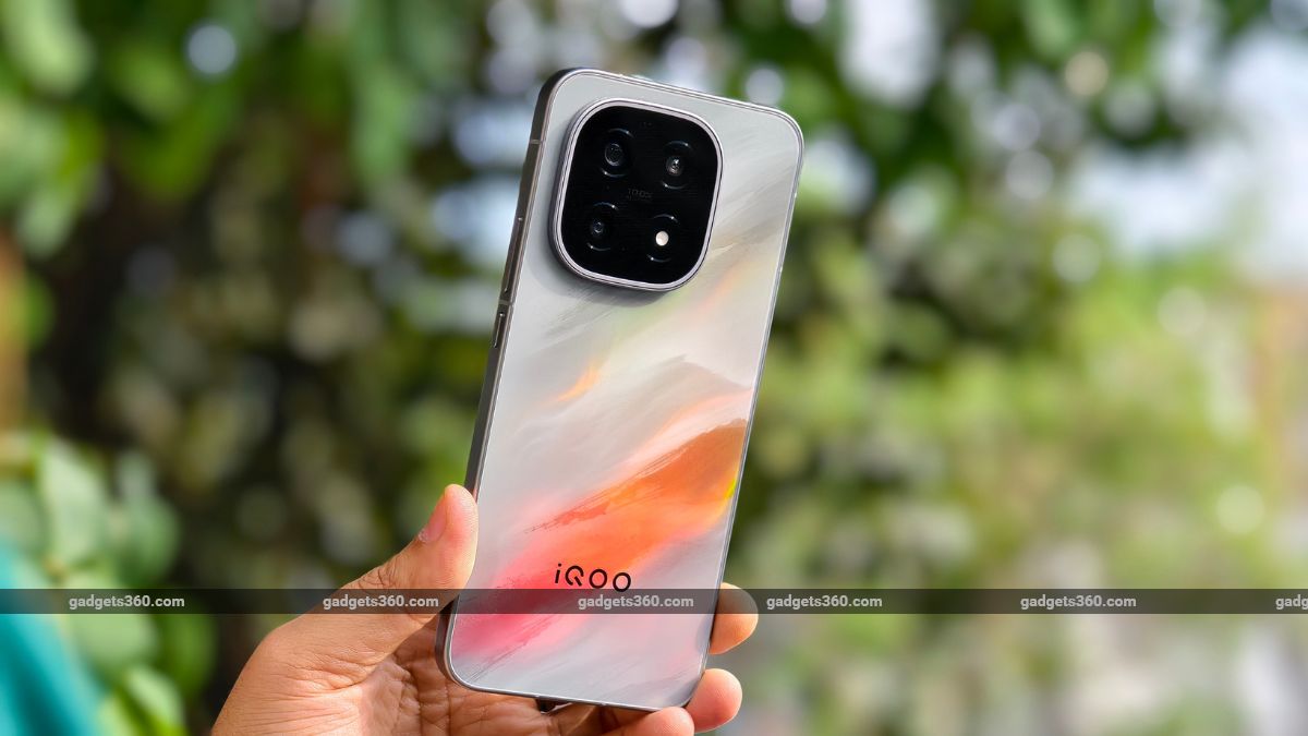 iQOO 16 May Not Launch in India as Rising Component Prices Impact Plans; Only One Z-Series Phone Tipped