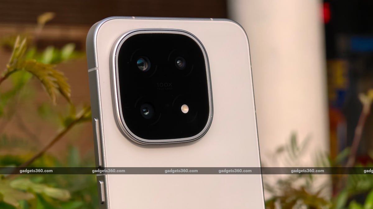 iqoo 15 review ndtv extra iQOO 15