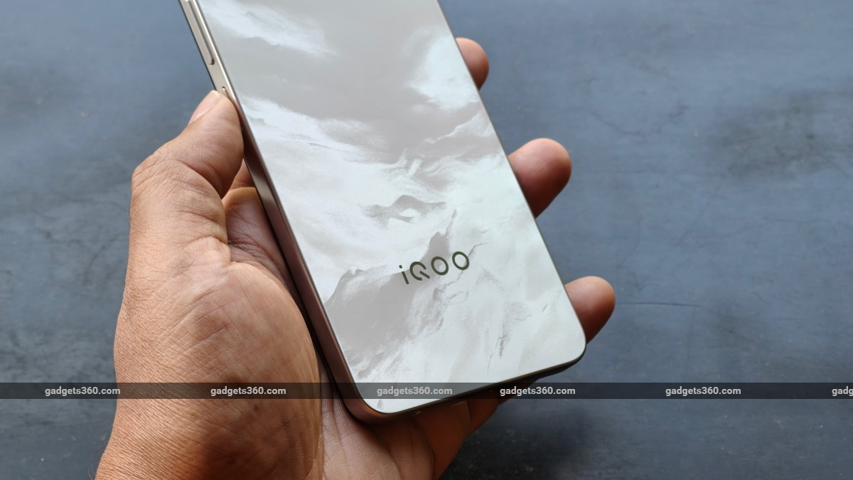 iqoo Z11 lite design gadgets 360 iQOOZ11Lite  iQOO