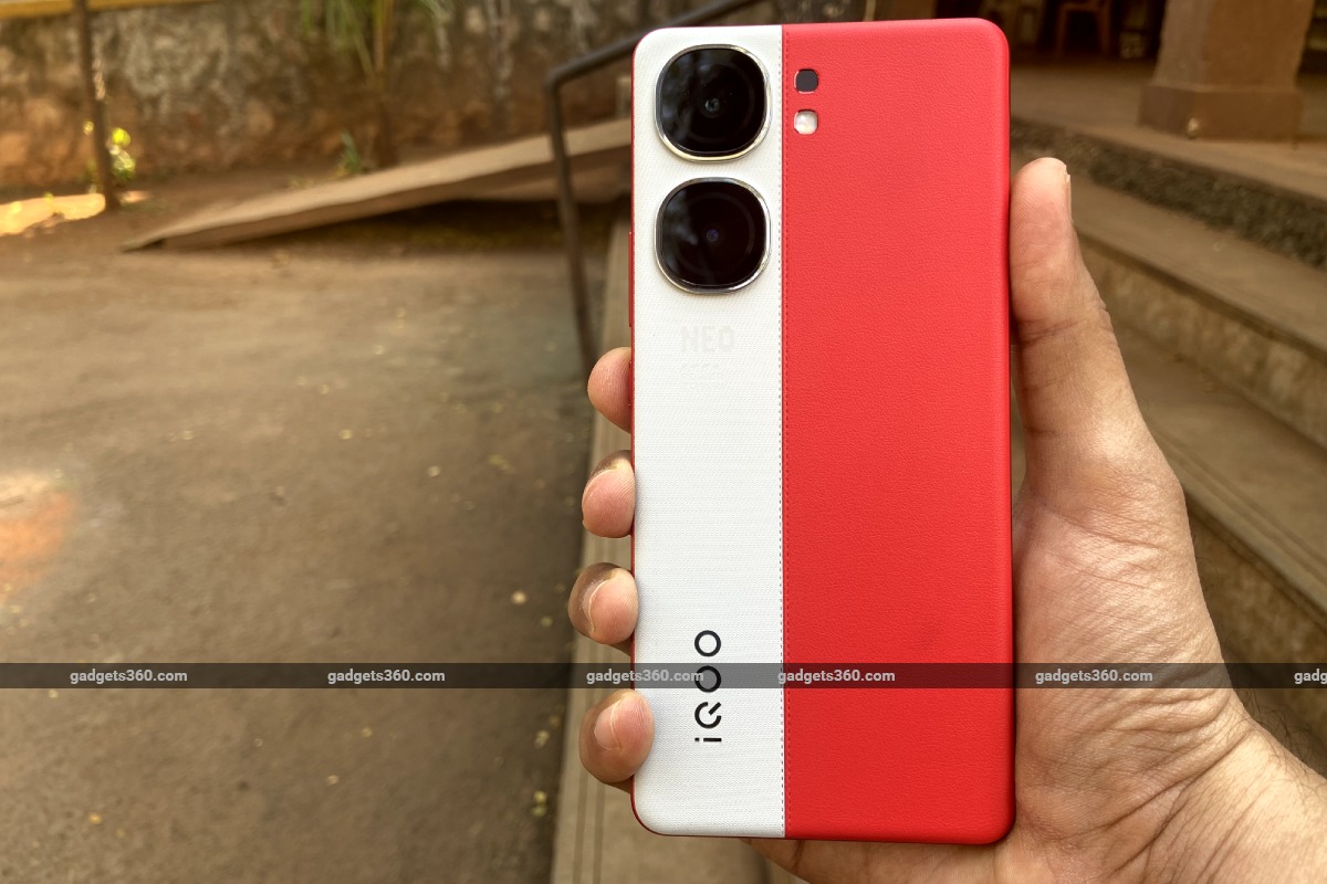 iQOO Neo 10, Neo 10 Pro Tipped to Feature Metal Frame, 100W Fast Charging, More