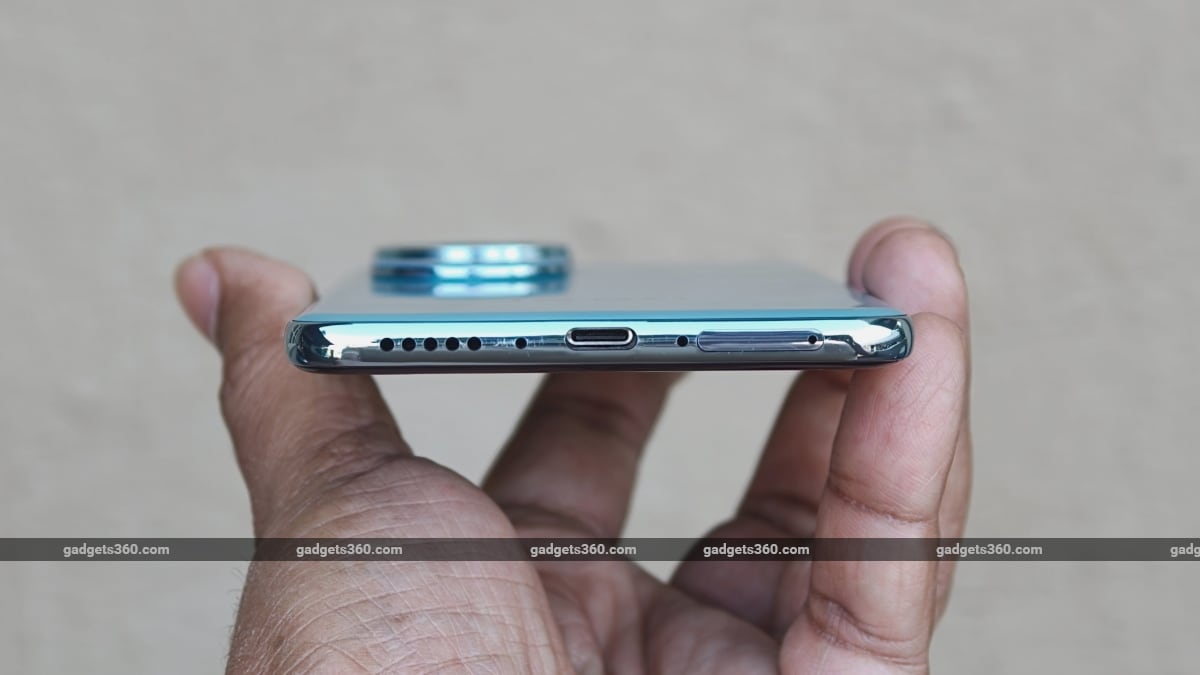 iqooz10r battery charging gadgets 360 iQOOZ10R  iQOO