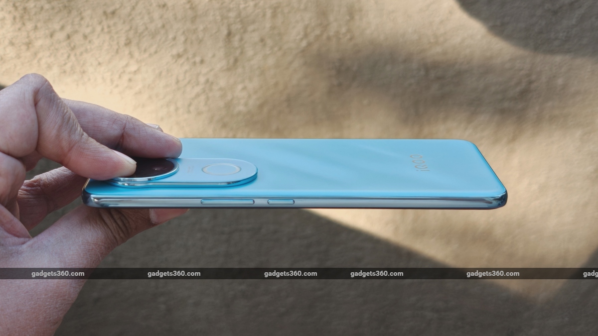 Amazon Great Republic Day Sale: Top Deals on Smartphones Under Rs. 20,000