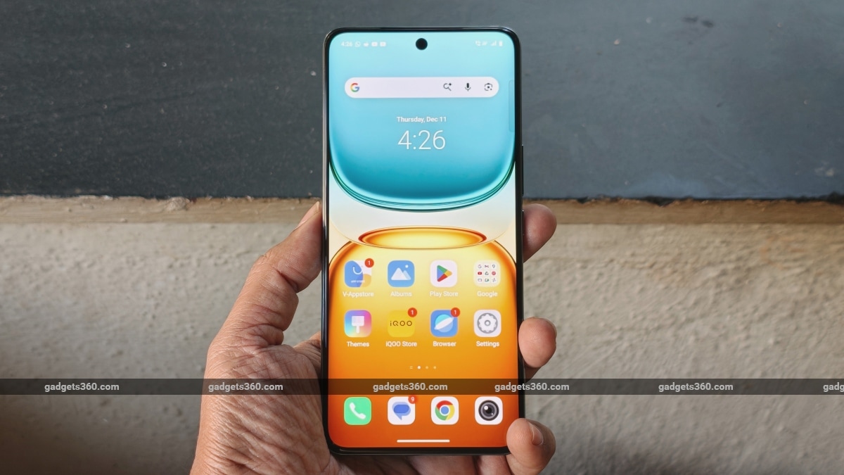 iqooz10r display gadgets 360 iQOOZ10R  iQOO