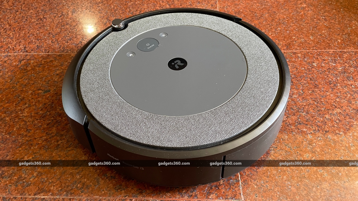 iRobot Roomba i3+ Robot Vacuum Cleaner Review: With Automatic Dirt Disposal