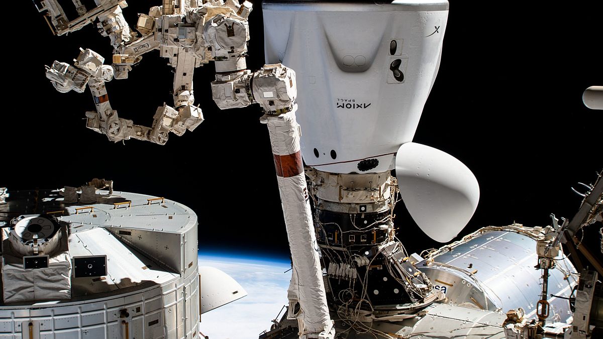 NASA, Axiom Space, SpaceX Delay Axiom Mission 1 Undocking From ISS Over Unfavourable Weather Conditions