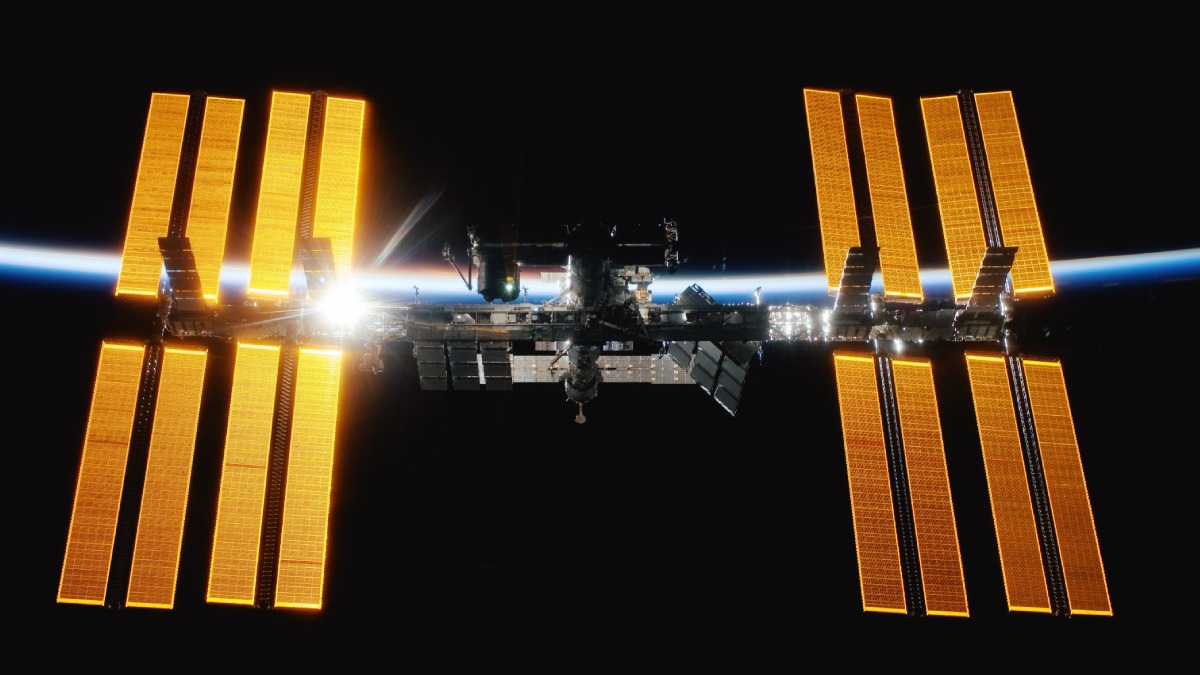 Roskosmos Unveils First Physical Model of Planned Russian-Built Space Station