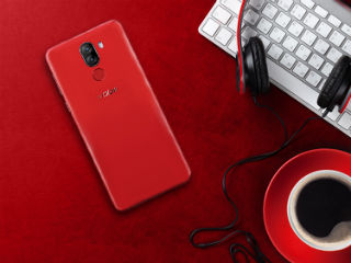 iVoomi i1, i1s Smartphones Get Matte Red Colour Variants