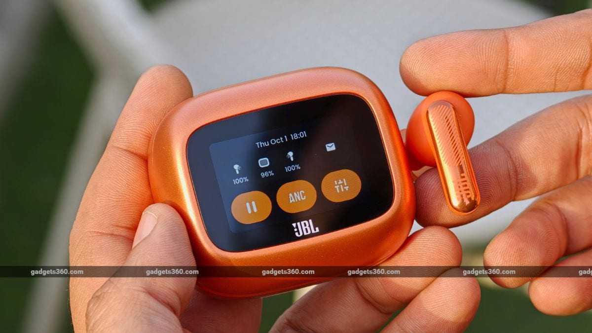 jbl live beam 4 review gadgets 360 4 JBL Live Beam 4