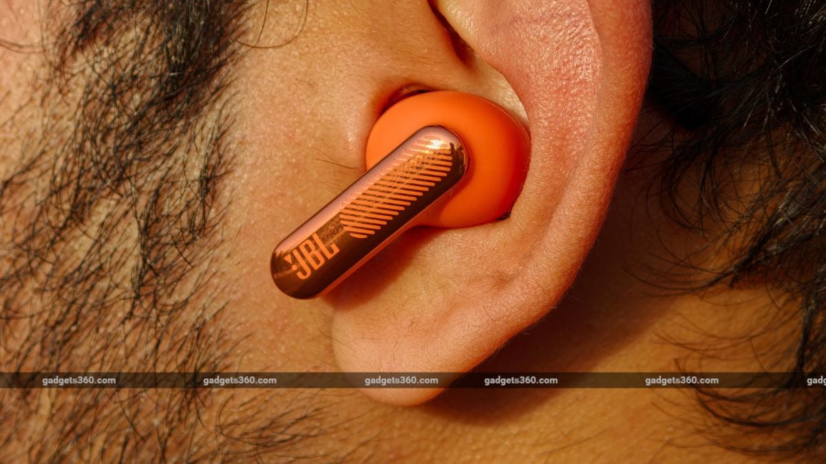 jbl live beam 4 review gadgets 360 7 JBL Live Beam 4