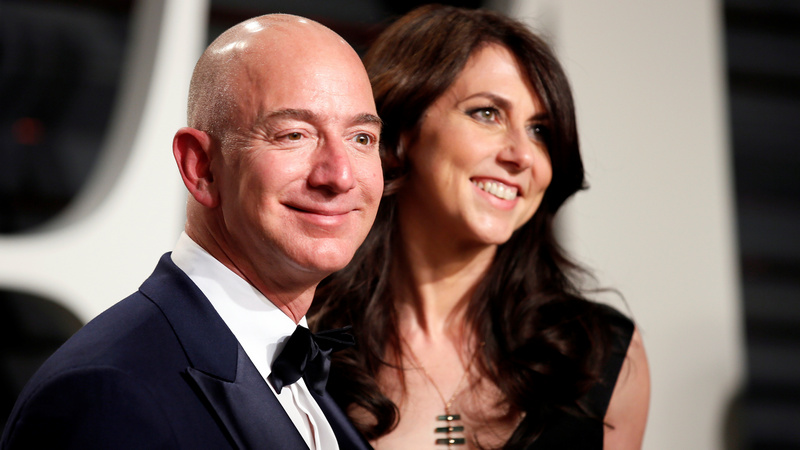 Jeff Bezos Keeps Amazon Voting Power in Divorce Settlement