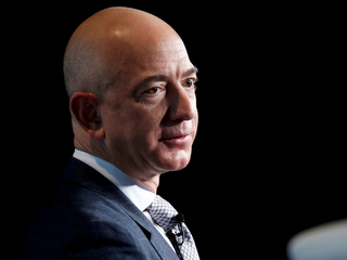 Jeff Bezos &#039;Game&#039; for Welcoming Back William Shatner From Space as Planet of the Apes Character