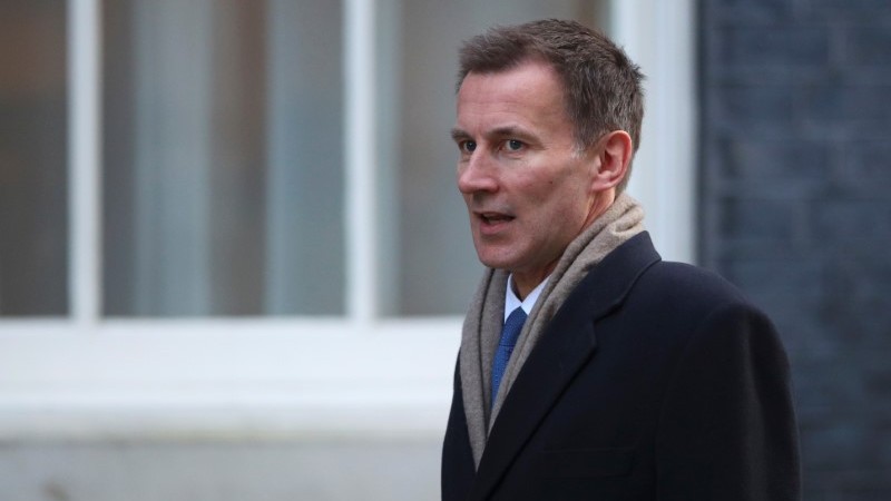 Britain Says Web Firms 'Turning Blind Eye' to Children, Threatens Regulation