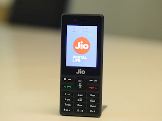 WhatsApp May Come to Jio Phone Sooner Than You Expected