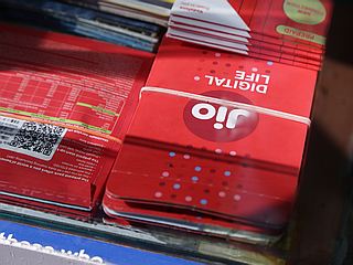 Jio Happy New Year 2018 Offer: 1GB Data Per Day Plans to Get Price Cuts