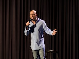 Spotify Coronavirus Row: Joe Rogan in Eye of Misinformation Storm Spotify Coronavirus Row: Joe Rogan in Eye of Misinformation Storm