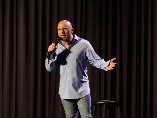 Spotify Coronavirus Row: Joe Rogan in Eye of Misinformation Storm