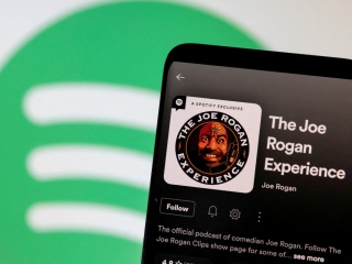 Spotify&#039;s Joe Rogan Saga Spotlights Podcast Moderation Challenges