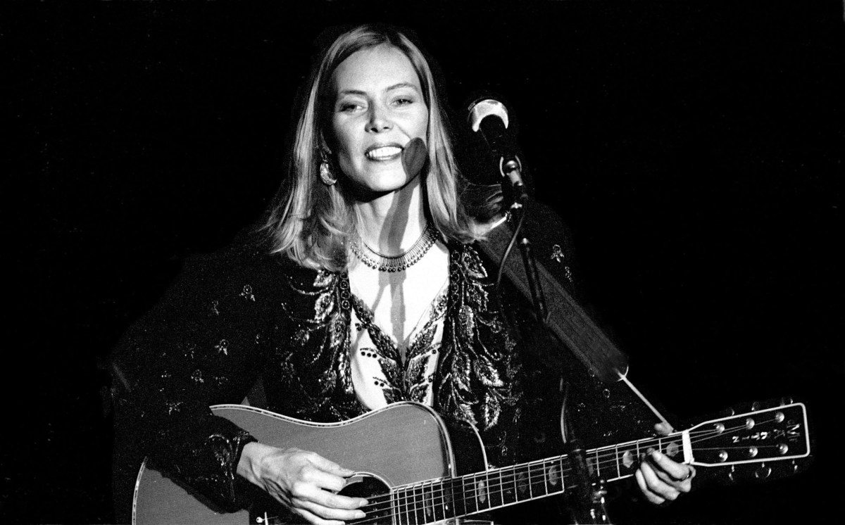 Joni Mitchell Pulls Her Music From Spotify Over COVID-19 ‘Lies’, Days After Neil Young Did the Same