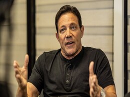Jordan Belfort Believes Dogecoin, Shiba Inu Creators Should Be Sent to Prison Jordan Belfort Believes Dogecoin, Shiba Inu Creators Should Be Sent to Prison