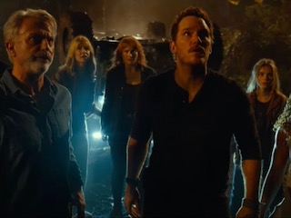 Jurassic World Dominion Review: What in the Actual Dino Is Going On?