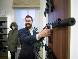 Kalashnikov Woos Gadget Lovers With Ultima Shotgun That Syncs With Smartphones, Eyes Production in India Kalashnikov Woos Gadget Lovers With Ultima Shotgun That Syncs With Smartphones, Eyes Production in India