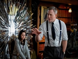Knives Out Review: An Agatha Christie Love-Letter With a Stellar Cast and a Star Wars Director Knives Out Review: An Agatha Christie Love-Letter With a Stellar Cast and a Star Wars Director