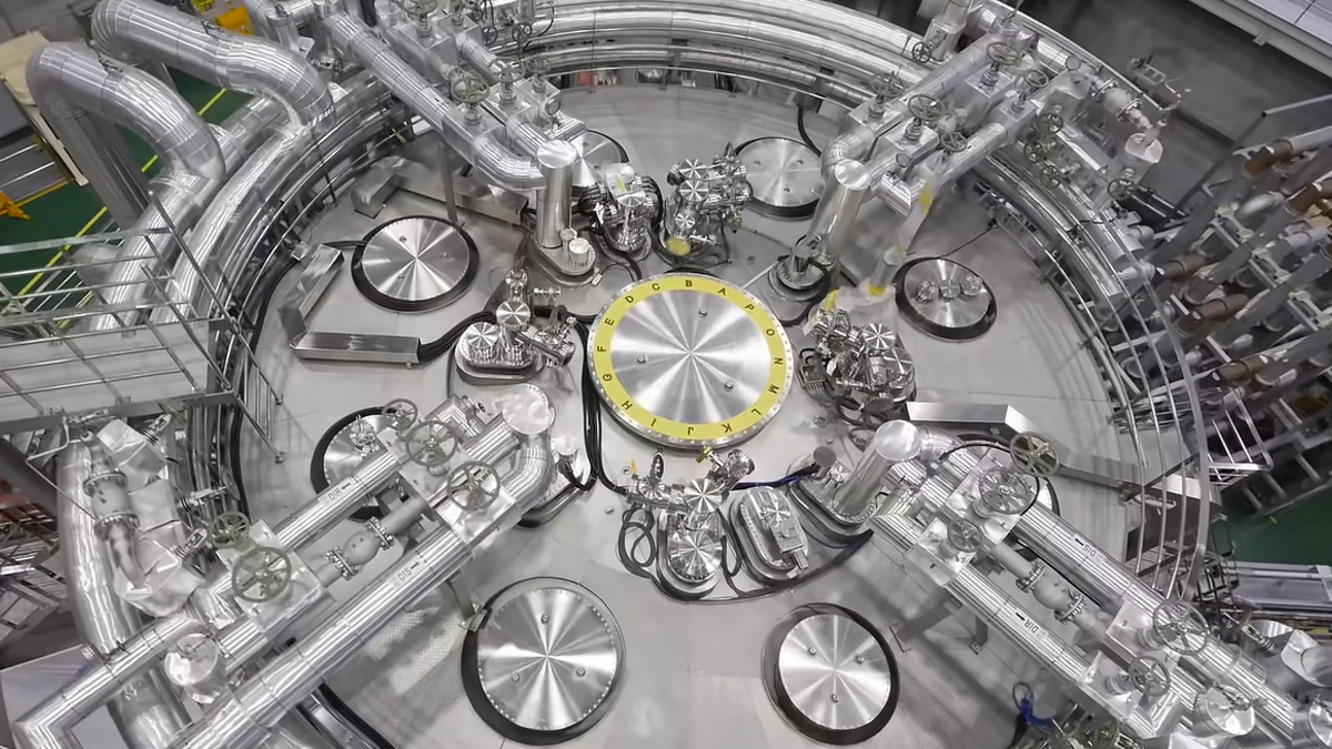 South Korea to Develop Technology for Artificial Sun to Maintain 100 Million Degrees for 300 Seconds by 2026