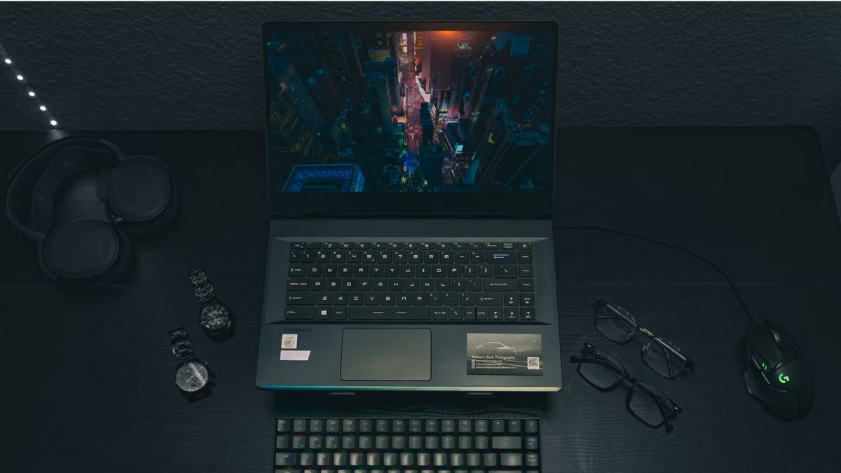 Best Laptops With AMD Ryzen Processors For Gamers And Editors