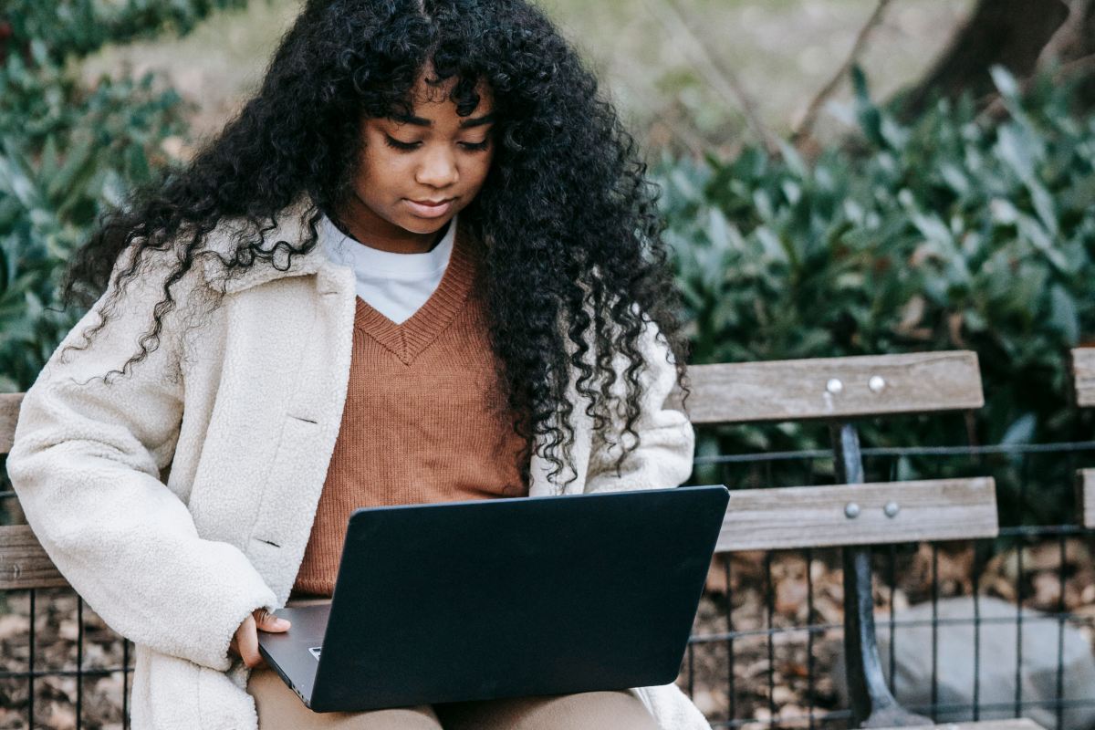 How to Take a Screenshot on Windows Laptop, MacBook, or Chromebook