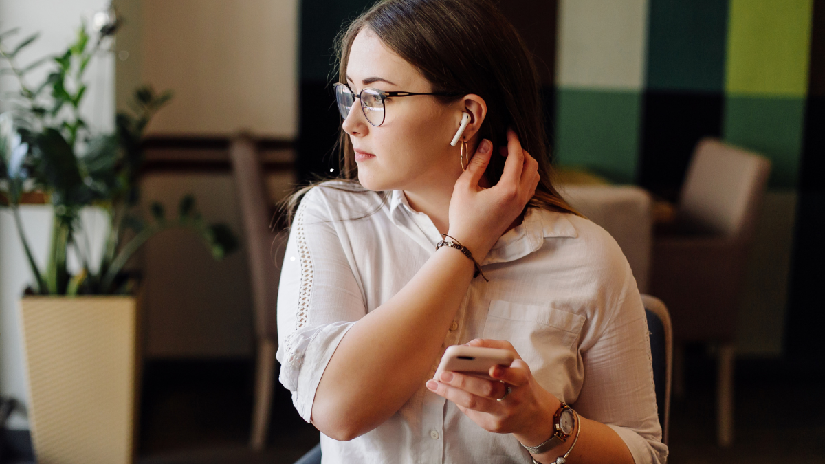 Top Crossbeats Earbuds in India: Powerful Audio and Long Battery Life