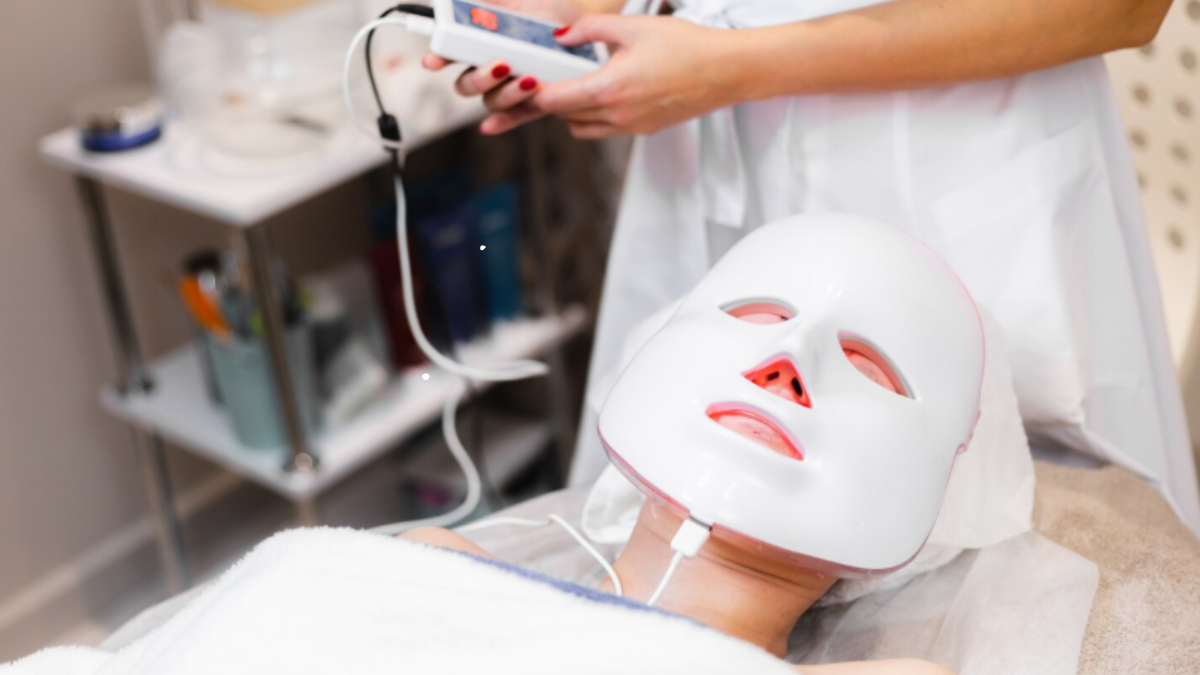 Get Professional Results: Best Clinic-Style Acne Machines for At-Home Use