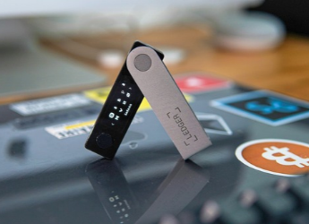 Ledger Addresses Hidden Chip Concerns as Users Claim $92 Million in Crypto Theft