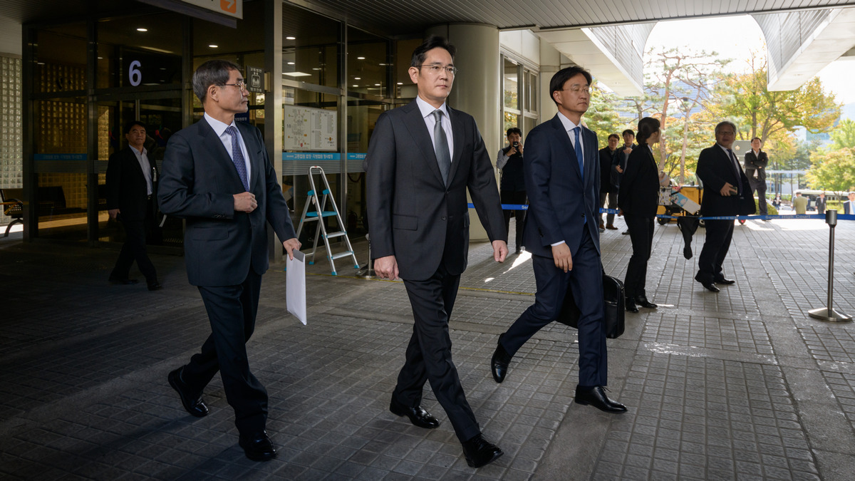 Samsung Heir Faces New Bribery Trial