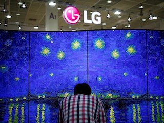 LG UltraFine 5K Display to Get Extra Shielding to Ensure It Can Work Around Routers