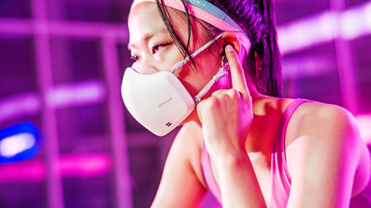 LG’s New PuriCare Face Mask Comes With Inbuilt Air Purifier, Microphone to Reduce Muffled Sounds