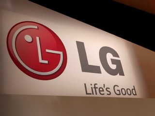 LG Smartphone Business to Become Profitable by 2021, CEO Suggests