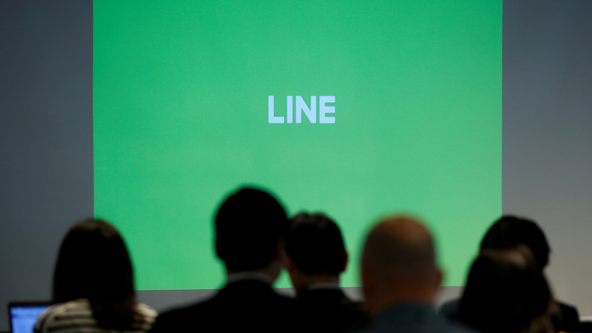 SoftBank's Yahoo Japan Confirms Merger Talks With Line