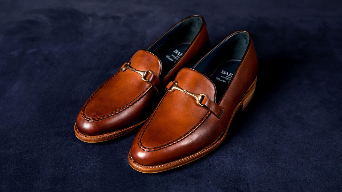 Men's Guide to Best Loafers On Myntra: How to Wear Them with Style