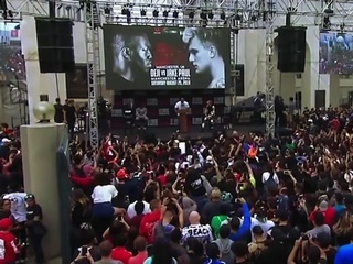 YouTube Bout Earns Millions as Boxing Keeps Distance